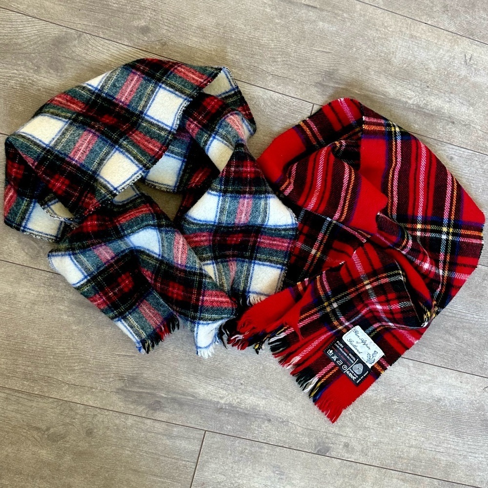 Beautiful vintage wool plaid winter scarves Glenn Appin of Scottland & Unknown